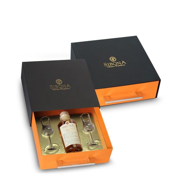 Distilleria Sibona - Geschenkpackung 1 bt. 50cl Grappa di Arneis mit 2 Gläsern Distilleria Sibona - Geschenkpackung 1 bt. 50cl Grappa di Arneis mit 2 Gläsern