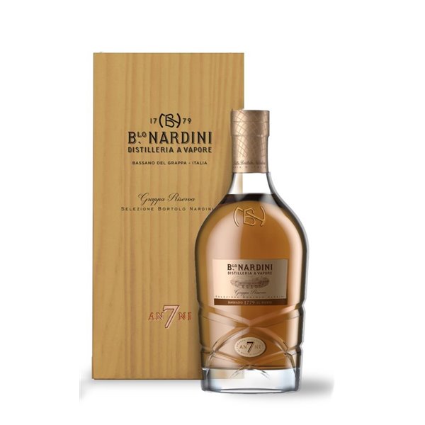 Nardini Grappa Riserva 7 years 45° wood box