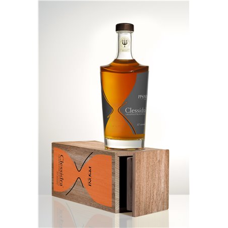 Distilleria Pisoni - Grappa Clessidra invecchiata 15 anni (confezione in legno) 70cl 50°