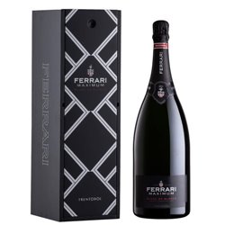 Ferrari - Trento Doc Perlè Nero Millesimato Magnum Astucciato 2013 1.5 L